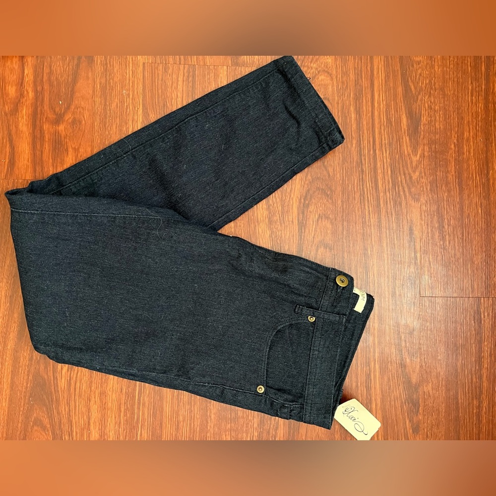 Jeans - Picture 2 of 4